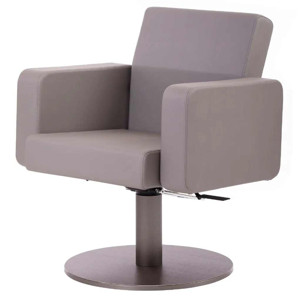 Greiner_Stuehle_3_fin-20_WEB.webp